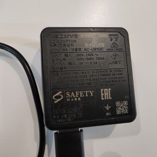 Sony a6000 + 2 Objetivos + 4 Baterías