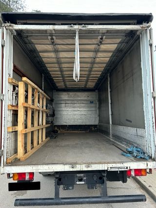 Camión MAN TGL 8.180