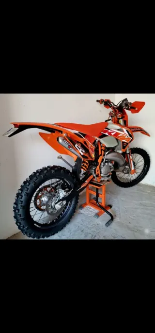 KTM 125 EXC Six Days 2016 Naranja