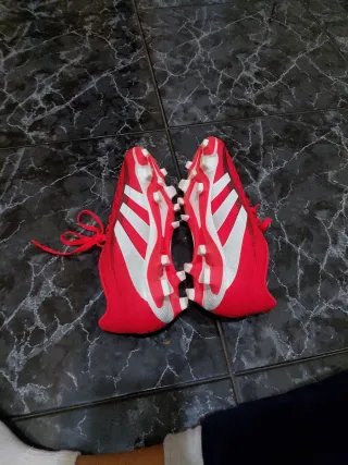 Zapatos Adidas Predator Rojos