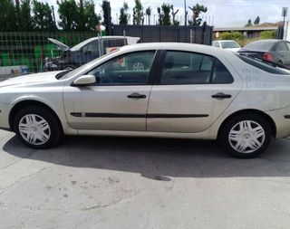 Renault 5236365 faro izq 8200481196 laguna ii luxe