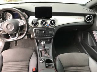 Mercedes-Benz Clase CLA AMG 2015