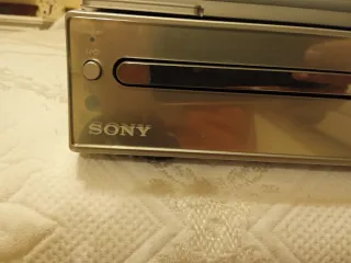 Reproductor DVD y VHS LG Sony Plata