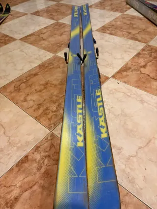 Esquís Kastle Carbon 05