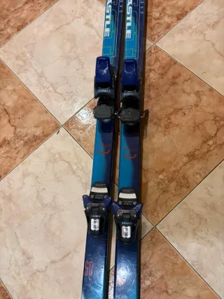 Esquís Kastle Carbon 05