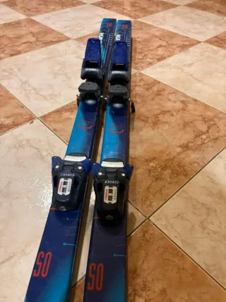 Esquís Kastle Carbon 05