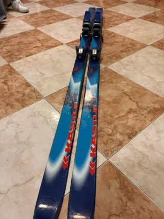 Esquís Kastle Carbon 05