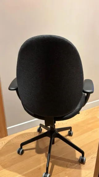 Silla de oficina HATTEFJÄLL beige