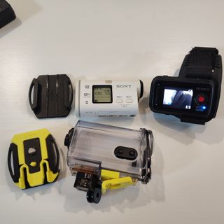 Sony Action Cam AS100V + Mando RM-LVR1