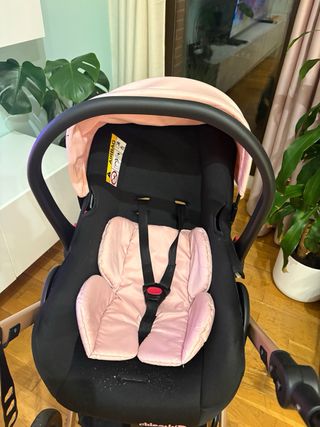 Carrito de bebé Chicco negro y rosa