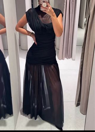 Vestido largo negro elegante drapeado