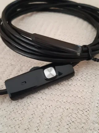 OF- Cámara endoscópica movil USB cable 2m. en mano