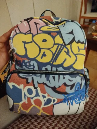 Mochila graffiti pequeña mujer