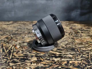 Objetivo Sony FE 1.8/50