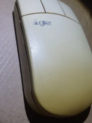 Ratones PC antiguos de bola