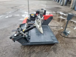 Desmontadora de ruedas camión SICAM TCS26