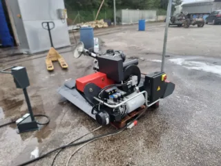 Desmontadora de ruedas camión SICAM TCS26