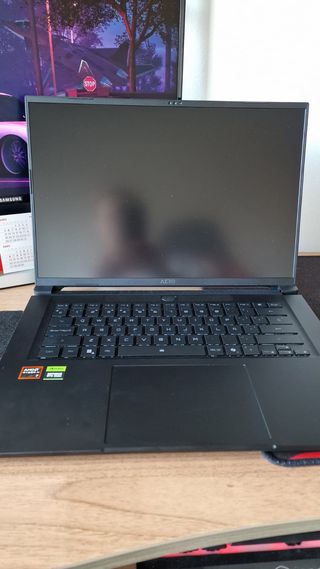 Portátil Gaming AI Gigabyte Aero X16 1VH