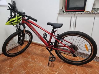 Bicicleta B-PRO 24” Roja