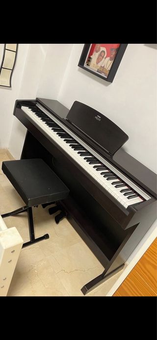 Piano Digital Yamaha Arius