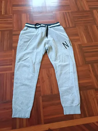 Ropa deportiva Adidas Talla L y talla M grande