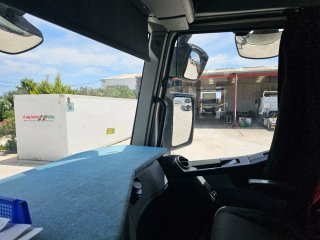Mesa casera Renault T camión