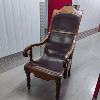 Sillón Notarial Madera y Cuero Años 40 / 50