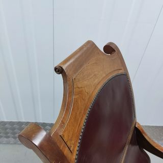 Sillón Notarial Madera y Cuero Años 40 / 50