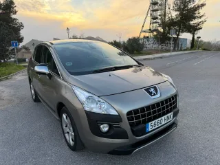 Peugeot 3008 2012