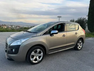Peugeot 3008 2012