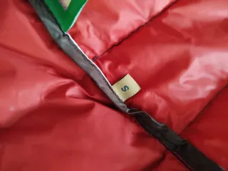 Chaqueta La Martina acolchada azul y roja