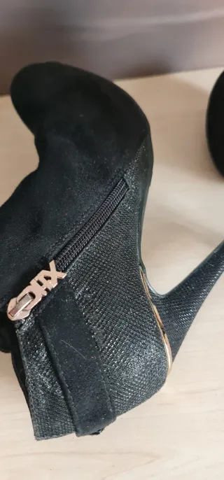 Botines negros Xti Talla 37