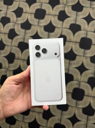 iPhone 17 Pro Max Plata 256 Nuevo sin abrir