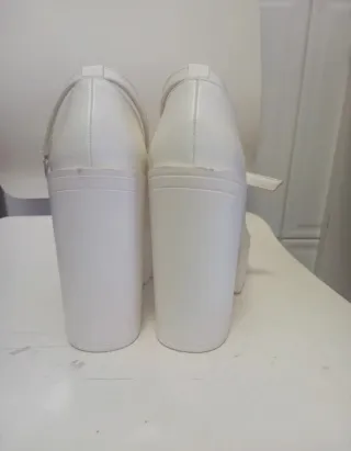 Mary Janes Brancas Plataforma