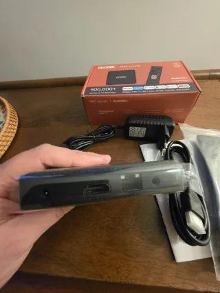 TV Box Mecool KM1 Deluxe Android TV