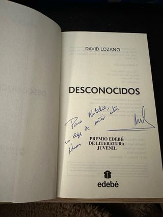 DESCONOCIDOS: Premio EDEBÉ de Literatura Juveni...