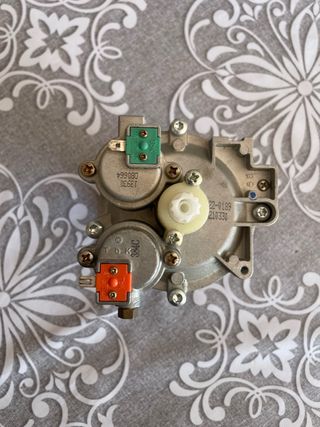 Componente corpo gas per caldaia Junkers a butano