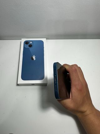 iPhone 13 Azul 87% Batería