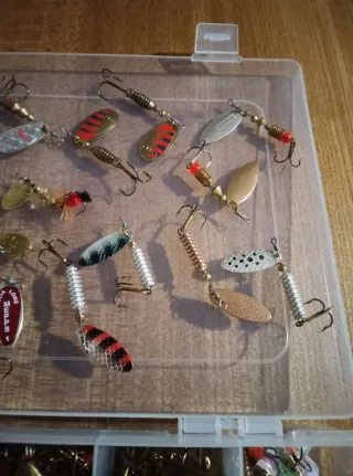 Lotes 20 cucharillas de pesca