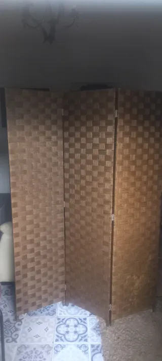 Biombo separador de tela y madera 145x40tres panel
