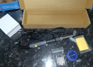 Soldador+estaño para electrónica