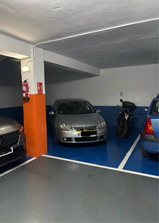 Alquiler plaza garaje  Para coche y moto