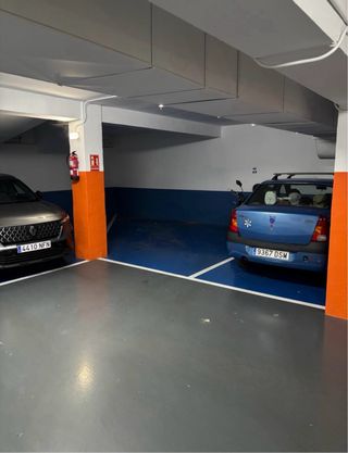 Alquiler plaza garaje  Para coche y moto