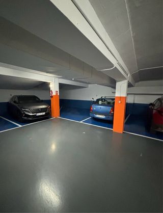 Alquiler plaza garaje  Para coche y moto