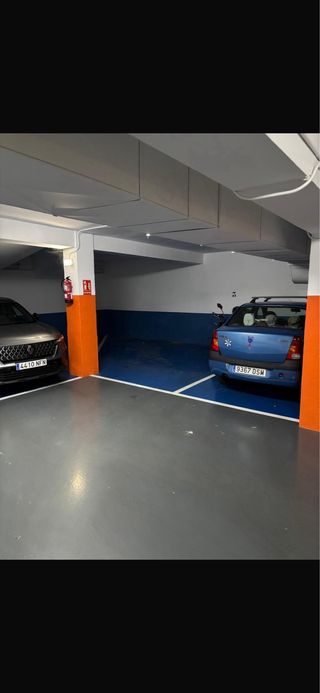 Alquiler plaza garaje  Para coche y moto