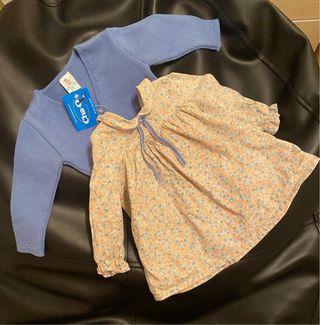 Conjunto vestido y chaquetilla bebé