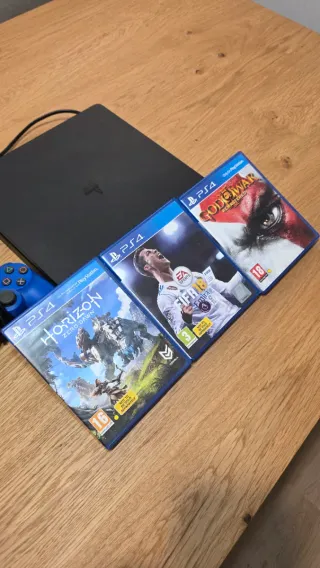 PS4 Slim + Mando Azul + 3 Juegos