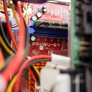 Ordenador Biostar Ideq 220M