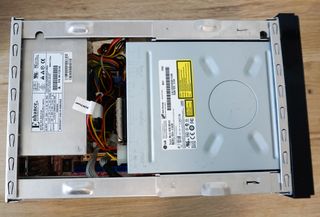 Ordenador Biostar Ideq 220M