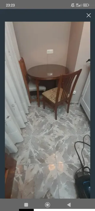 Mesa redonda madera poco uso